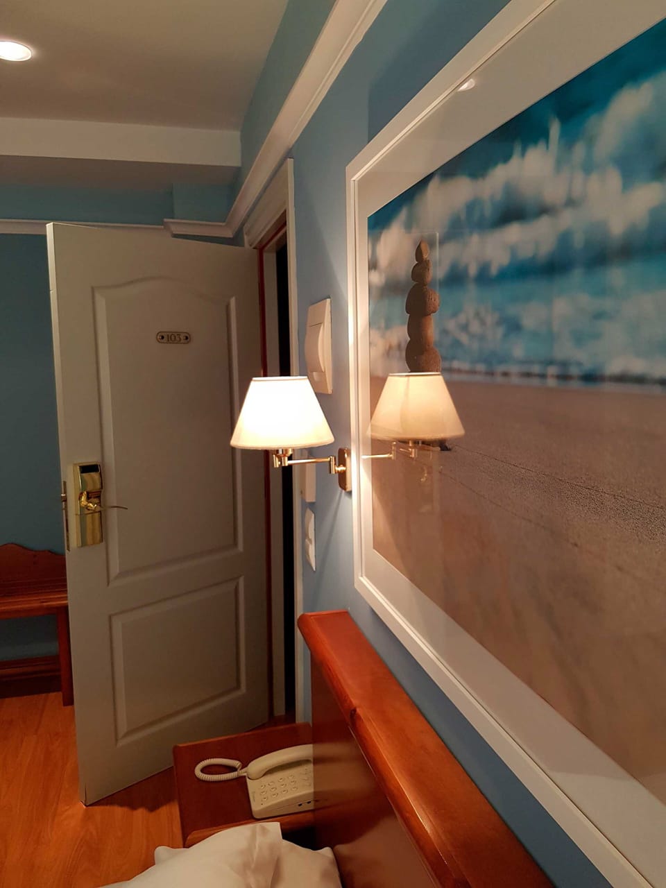 Triple Room | In-room safe, desk, blackout drapes, soundproofing