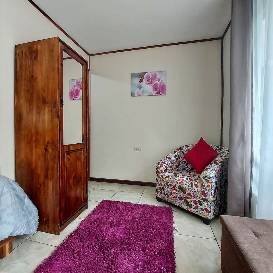 Standard Room, Accessible | Soundproofing, iron/ironing board, free WiFi, bed sheets