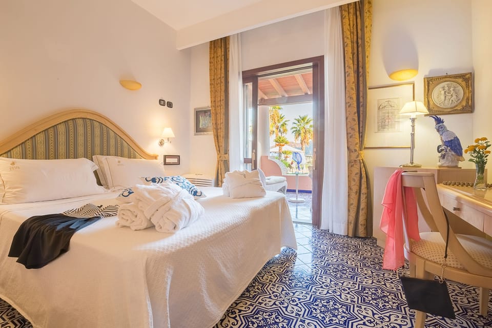 Premium bedding, minibar, in-room safe, desk