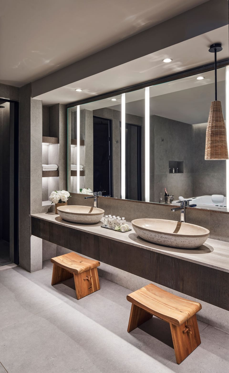 Shower, eco-friendly toiletries, hair dryer, slippers