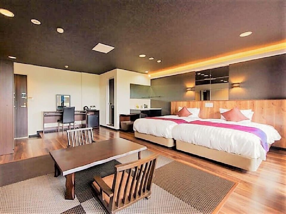 Ocean Suite Room, Non Smoking with open-air bath | Premium bedding, down comforters, pillowtop beds, in-room safe
