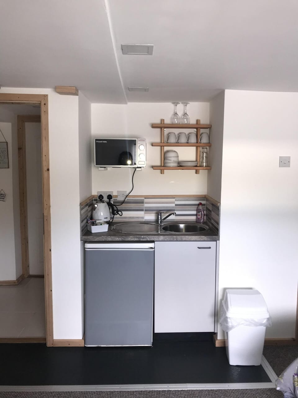 Premium Suite, Ensuite, Courtyard View (Room 6/7) | Private kitchen | Highchair