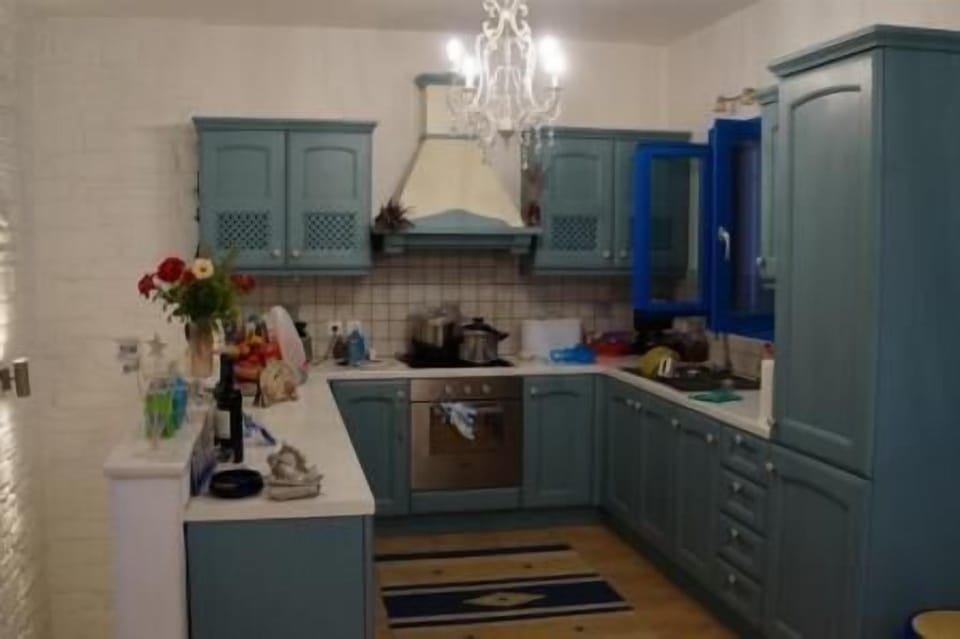 Villa, 2 Bedrooms, Sea View | Private kitchen | Full-size fridge, microwave, oven, stovetop