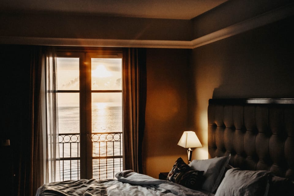 Junior Suite, Sea View | Premium bedding, minibar, in-room safe, desk