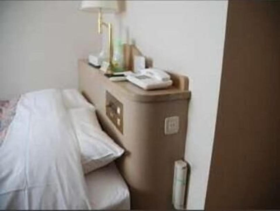 Down comforters, desk, laptop workspace, free WiFi