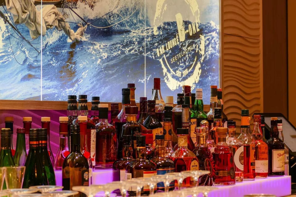Cocktail bar