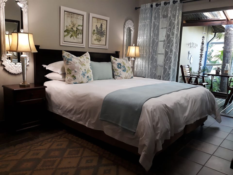 King/Twin Room  | 1 bedroom, premium bedding, minibar, in-room safe
