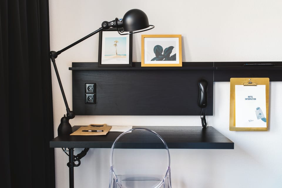 Double Room (Medium) | Minibar, in-room safe, desk, free cribs/infant beds