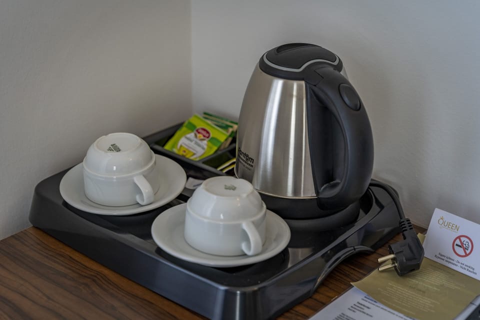 Minibar, in-room safe, soundproofing, free WiFi