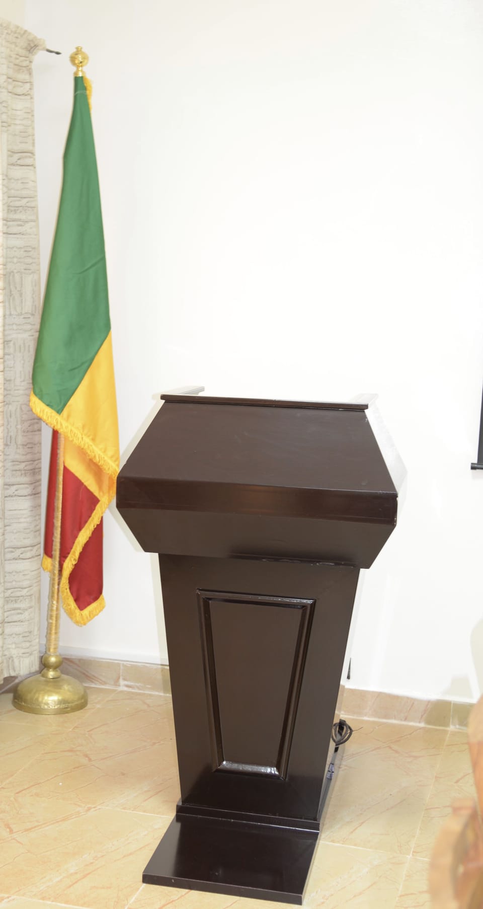 Meeting facility