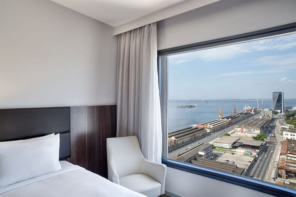 Minibar, soundproofing, free WiFi, bed sheets