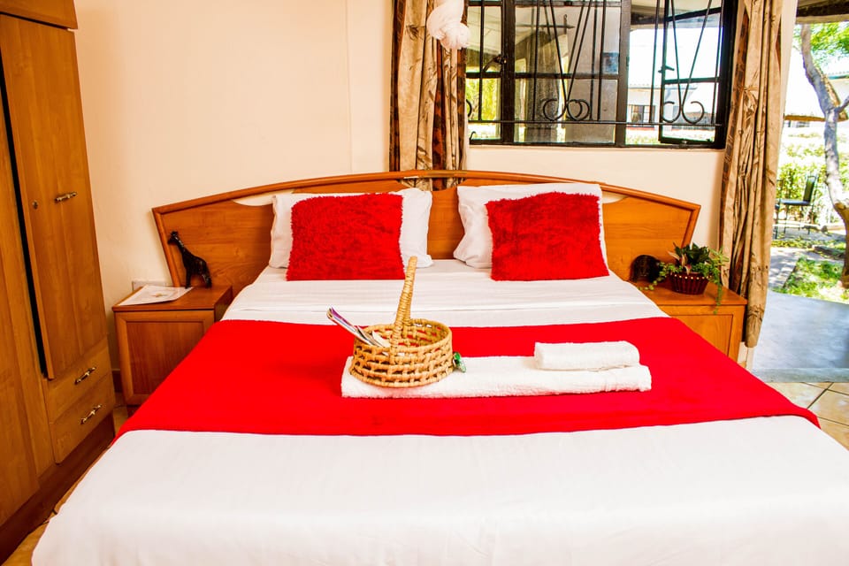 Double Room | WiFi, bed sheets