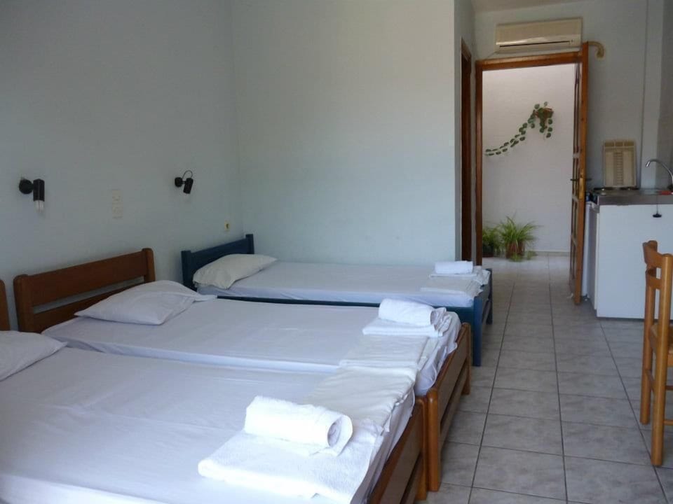 Triple Room (Ground floor) | Soundproofing, iron/ironing board, free cribs/infant beds, free WiFi