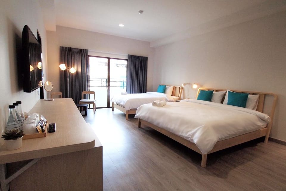 Triple Room | WiFi (free), bed sheets