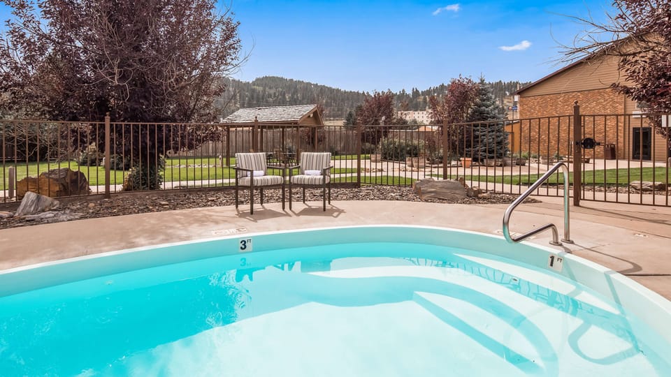 Best Western Golden Spike Inn & Suites Hotel in Hill City