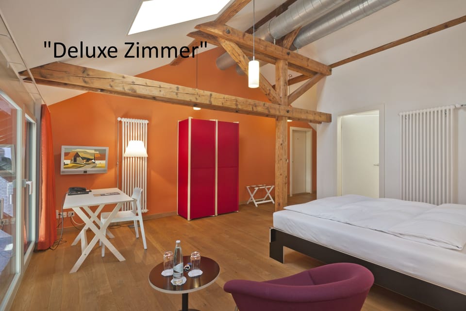 Deluxe Double Room | Individually decorated, desk, soundproofing, free WiFi