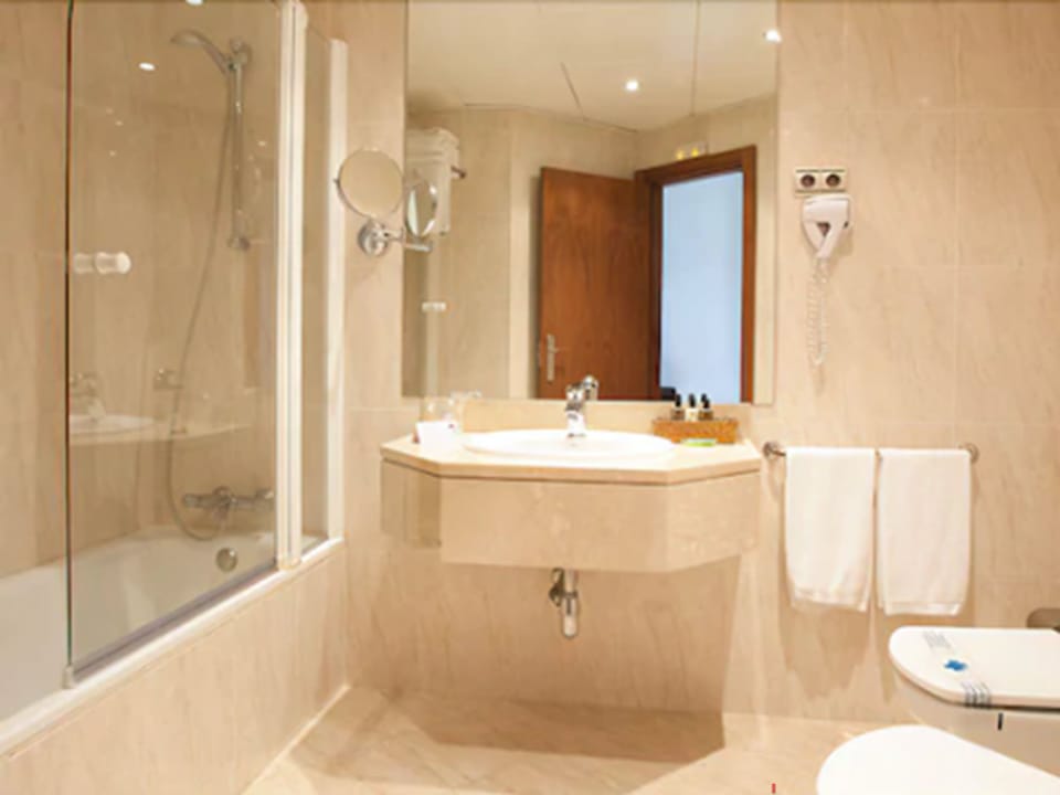 Free toiletries, hair dryer, towels