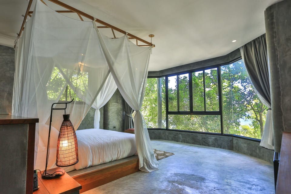 Standard Garden View | 1 bedroom, minibar, in-room safe, laptop workspace