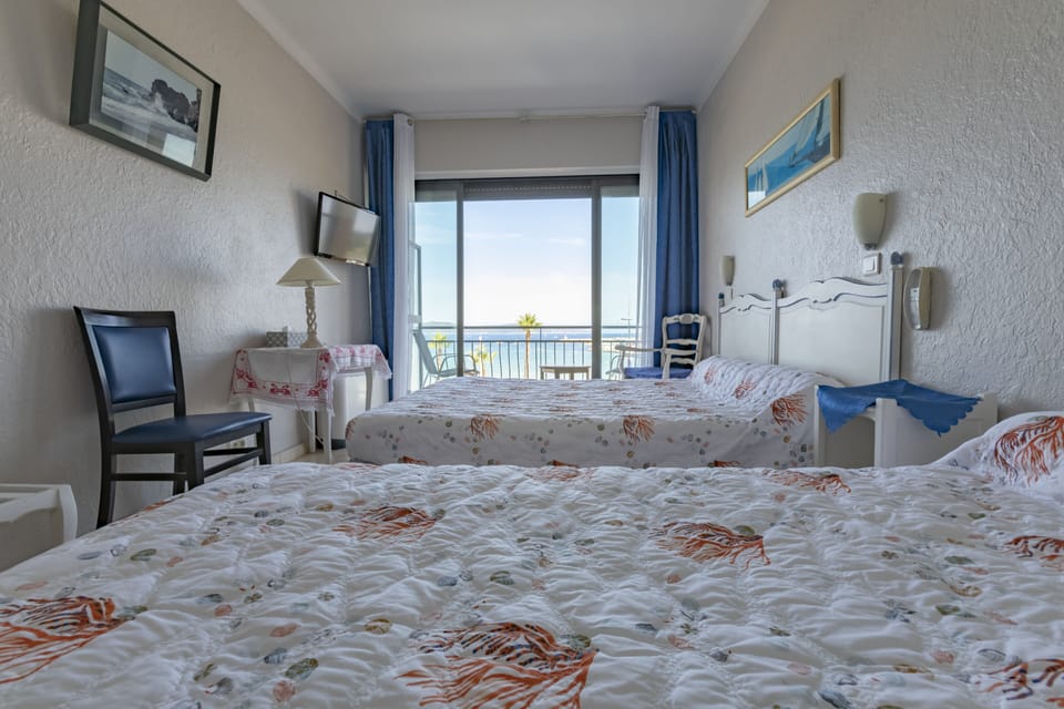 Comfort Triple Room, Sea View | Free WiFi