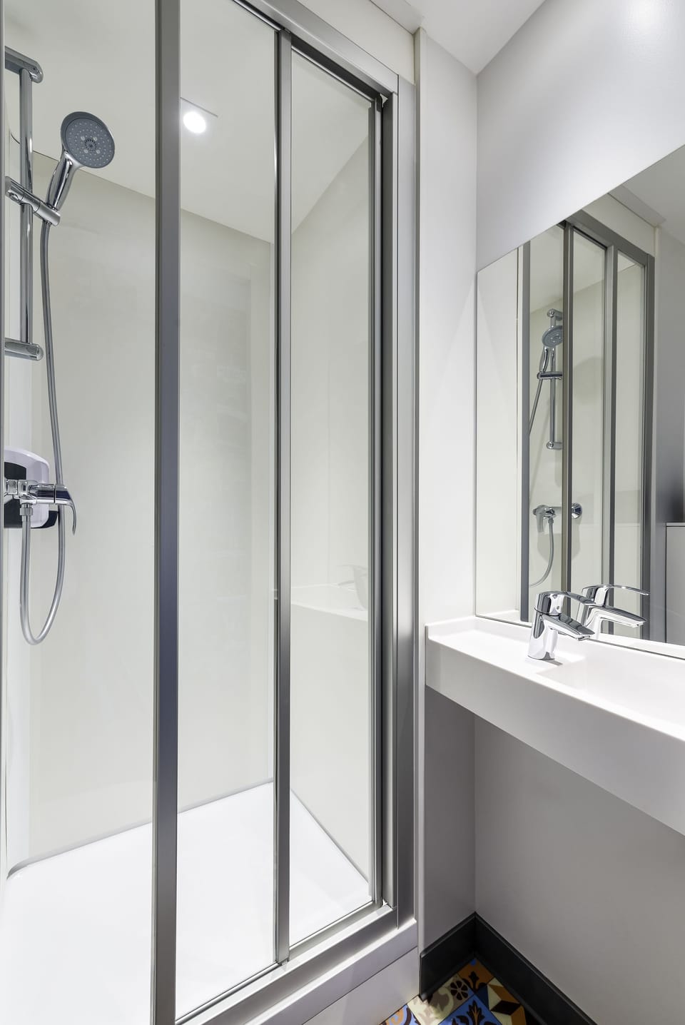 Room, 1 Double Bed, Private Bathroom (Cabrio) | Bathroom