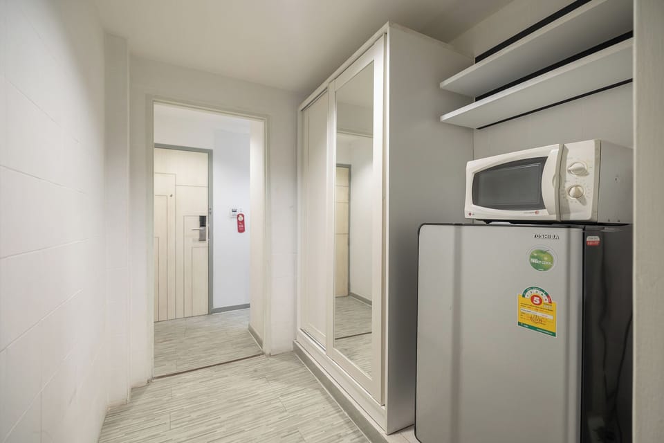 Deluxe Triple | In-room safe, blackout drapes, free WiFi