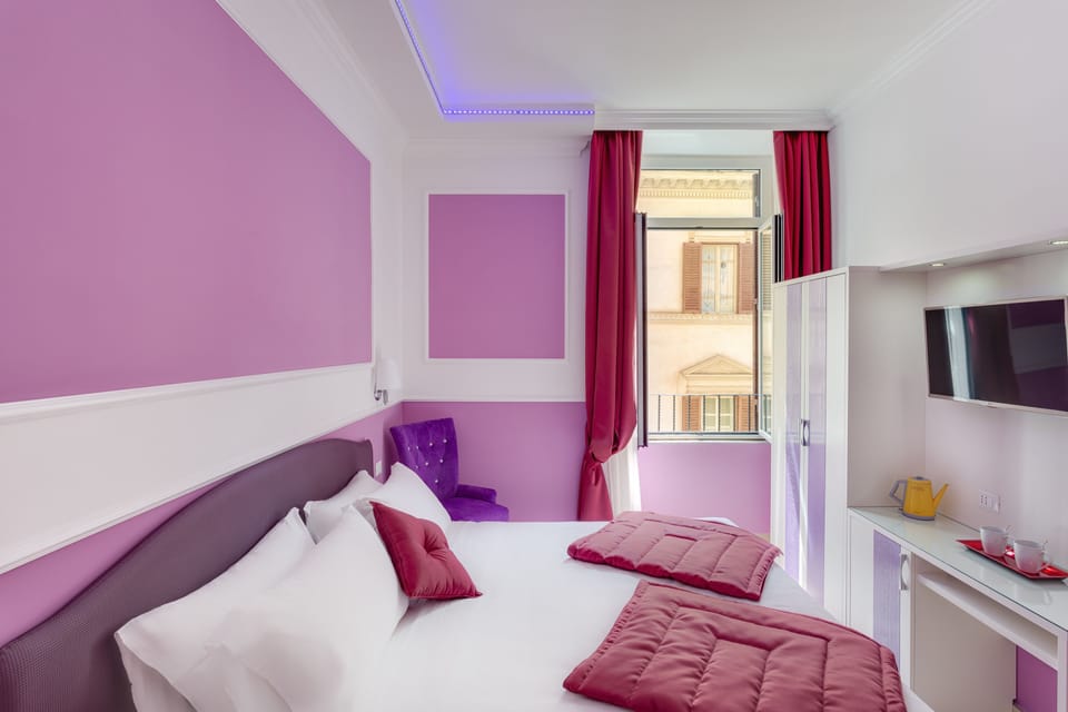 Executive Room, 1 Bedroom, City View | In-room safe, individually decorated, individually furnished, desk