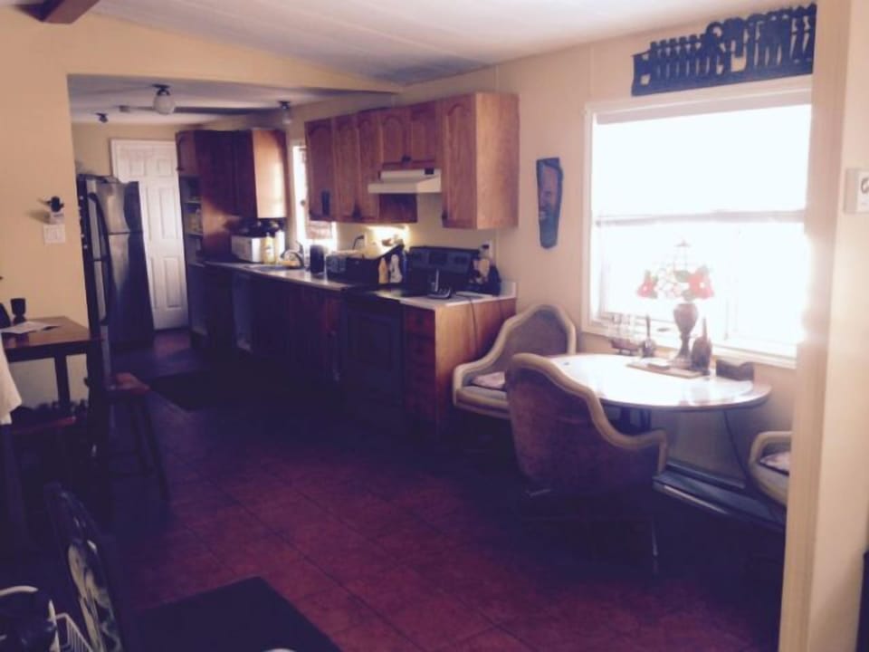 Cottage, 2 Bedrooms | Private kitchen | Fridge, microwave, oven, stovetop
