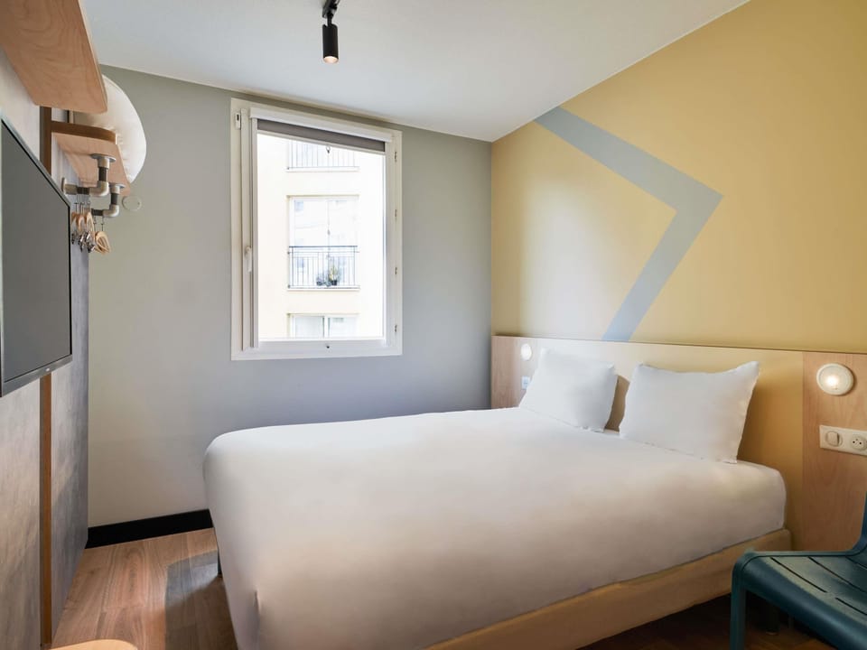Double Room | Desk, soundproofing, free cribs/infant beds, free WiFi