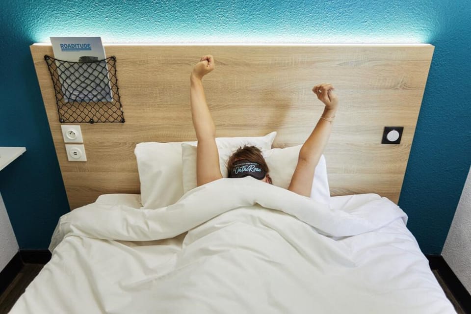 Room, 1 Double Bed, Private Bathroom (Cabrio) | Premium bedding, desk, free WiFi, bed sheets