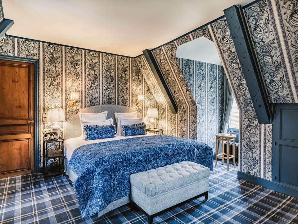 L'ABBAYE - LA Singuliere Room, 1 King Bed, Estate View, Attic Room | Minibar, in-room safe, individually decorated, iron/ironing board