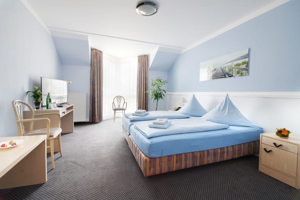 Standard Double Room | In-room safe, desk, blackout drapes, WiFi (free)