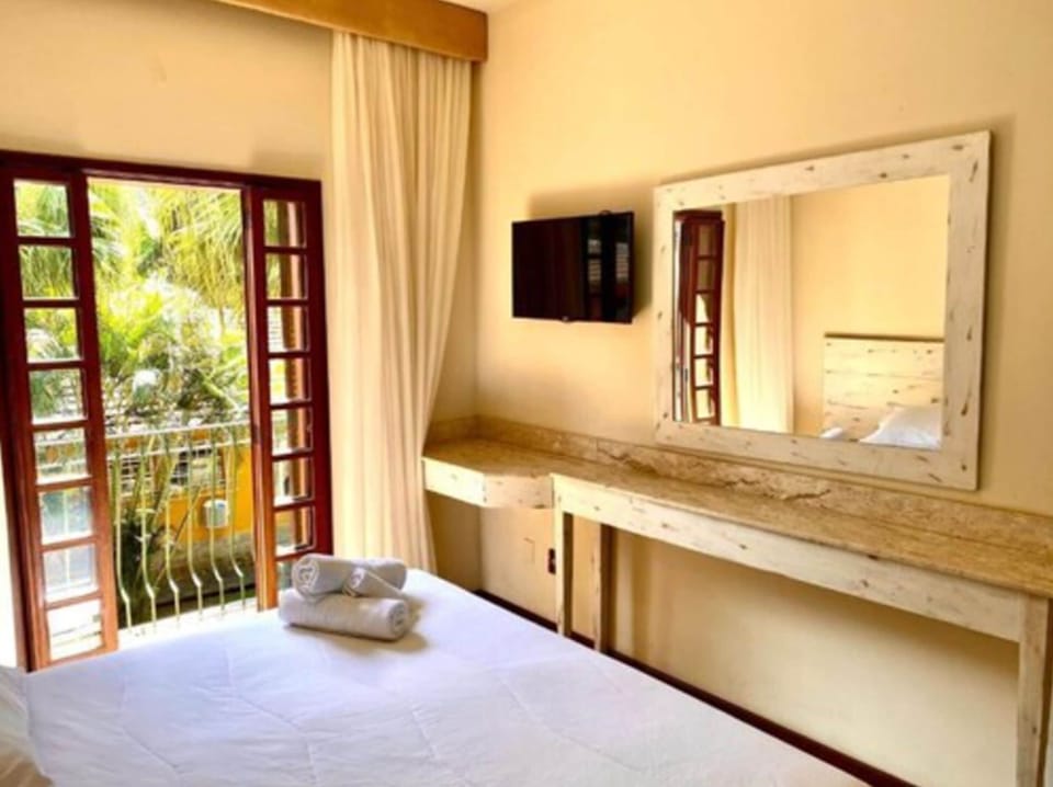 Standard Double Room, Balcony | Minibar, blackout drapes, iron/ironing board, free WiFi