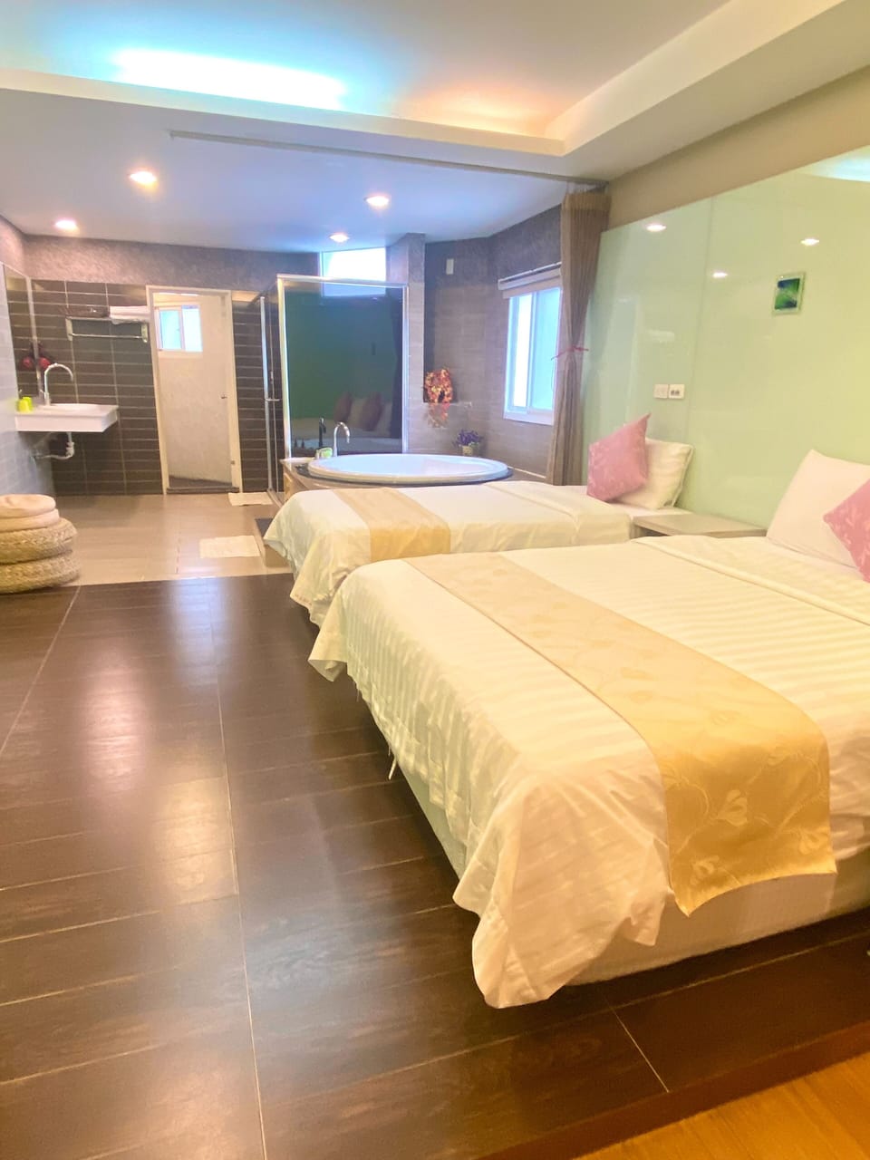 VIP 3 Person Room | 1 bedroom, blackout drapes, free WiFi, bed sheets