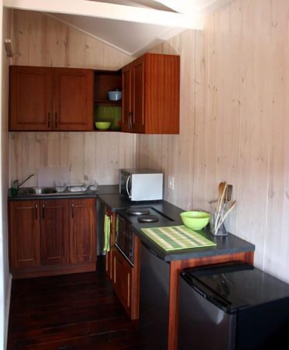 Family Chalet, 2 Bedrooms | Private kitchen | Fridge, microwave, stovetop, electric kettle