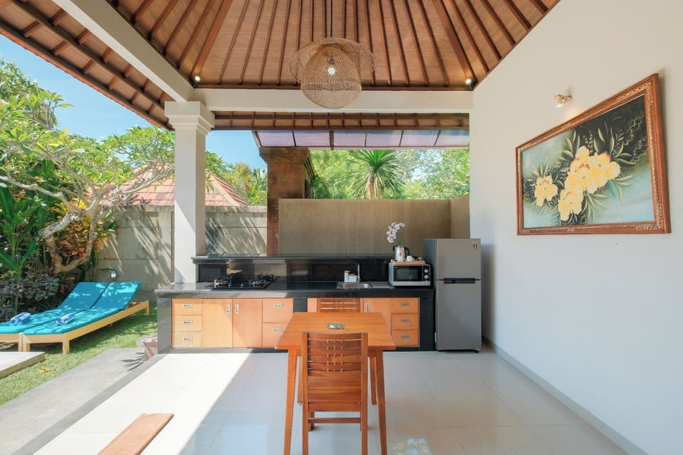 One Bedroom Pool Villa | Private kitchen | Coffee/tea maker, electric kettle