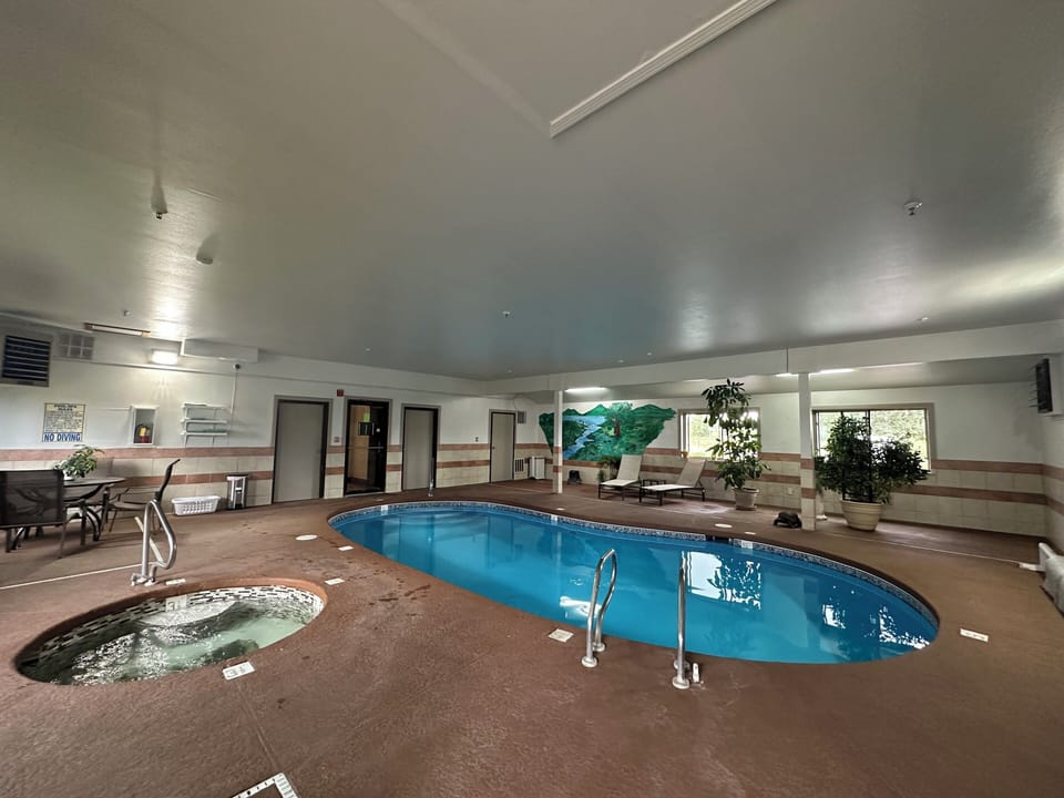 Alpine Inn & Suites Hotel in Gunnison