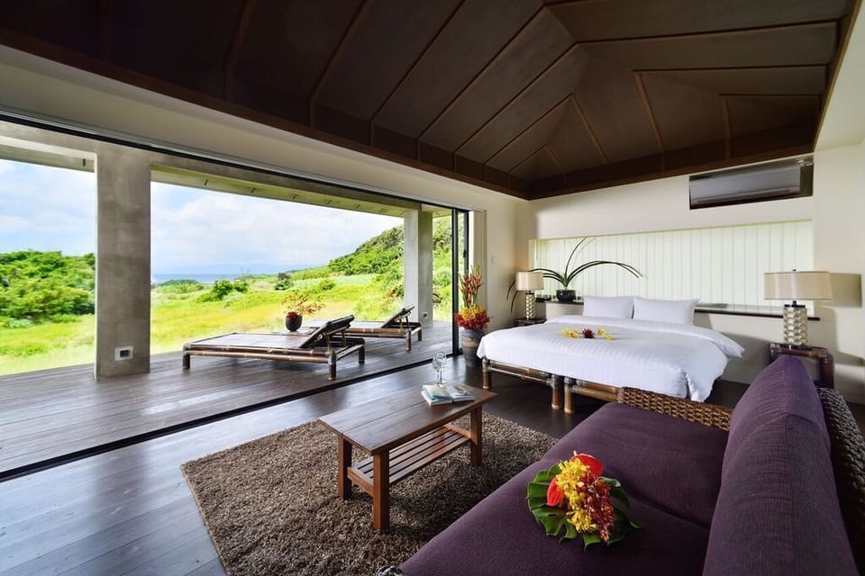 Double Room, Non Smoking, Ocean View | WiFi (free), bed sheets