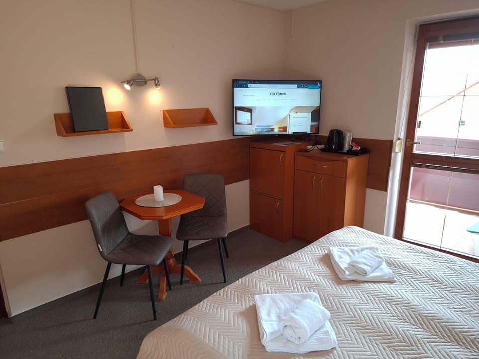 Deluxe Double Room, 1 Bedroom, Balcony, Mountain View | In-room safe, soundproofing, iron/ironing board, free WiFi
