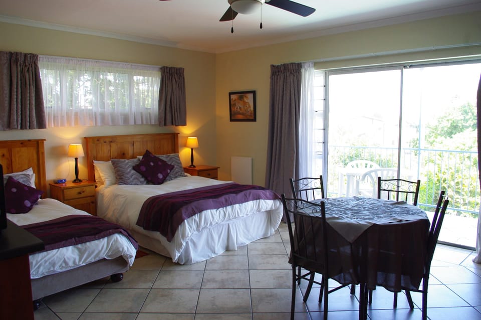 Standard Double or Twin Room, Balcony | Desk, laptop workspace, iron/ironing board, free WiFi