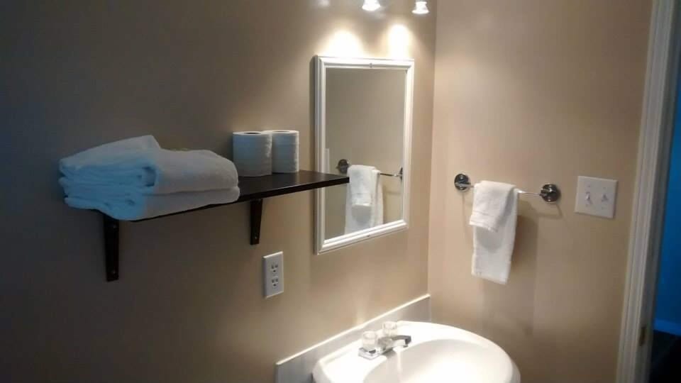 Free toiletries, towels