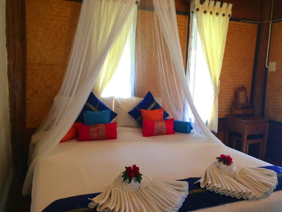 Rollaway beds, free WiFi