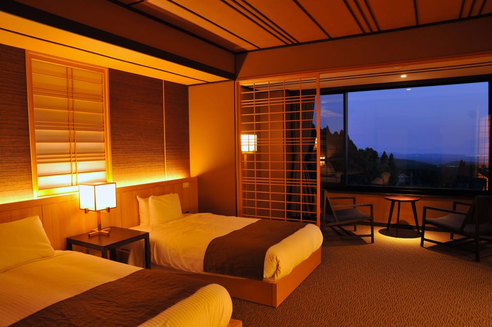 Deluxe Twin Room | In-room safe
