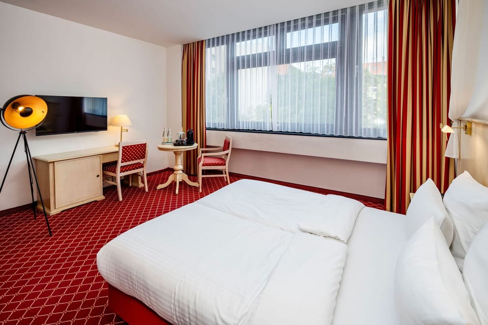 Superior Room | Premium bedding, minibar, in-room safe, desk