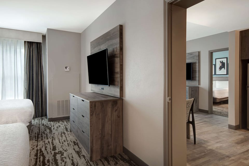 Suite, 2 Bedrooms | Premium bedding, pillowtop beds, in-room safe, desk