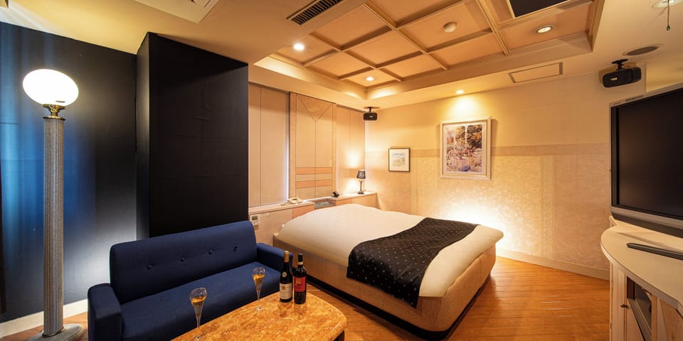 Standard Double Room | Desk, soundproofing, free WiFi, bed sheets