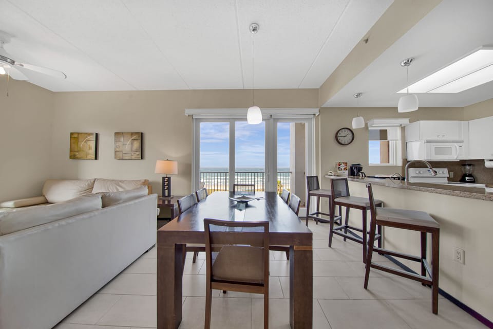 Luxury Suite, 2 Bedrooms | View from room