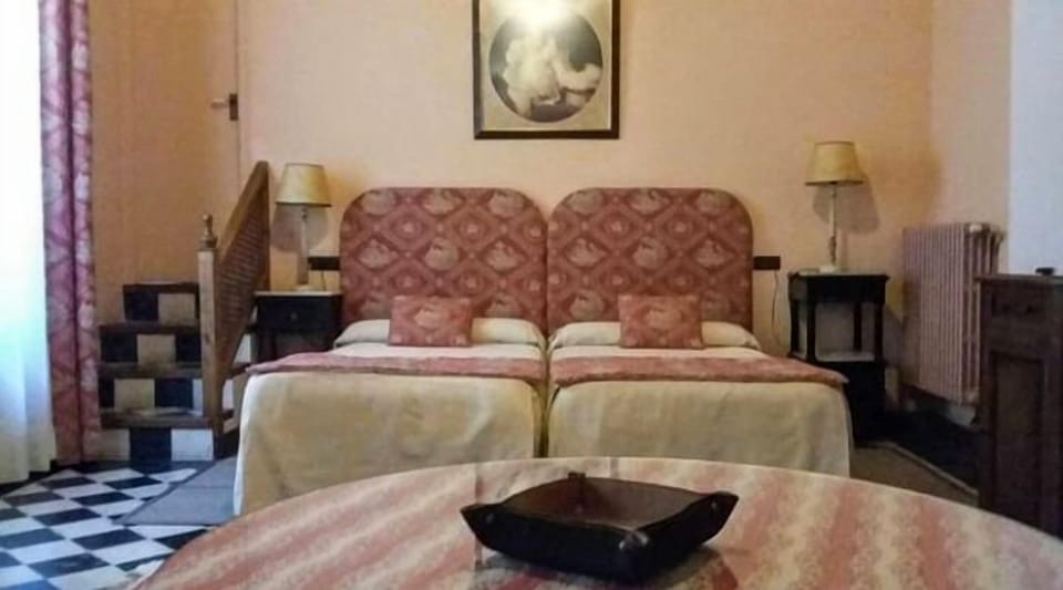 Double Room, 2 Twin Beds, Private Bathroom | Free minibar, in-room safe, desk, blackout drapes