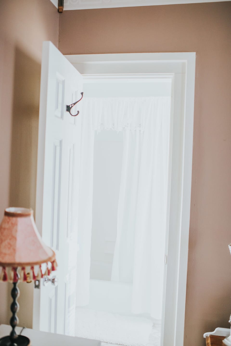 King Suite, 1 King Bed, Garden View | Bathroom | Free toiletries, hair dryer, bathrobes, towels