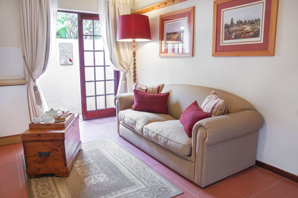 Knysna Room | Living area | Plasma TV
