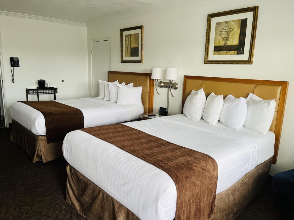 Egyptian cotton sheets, premium bedding, memory foam beds, desk